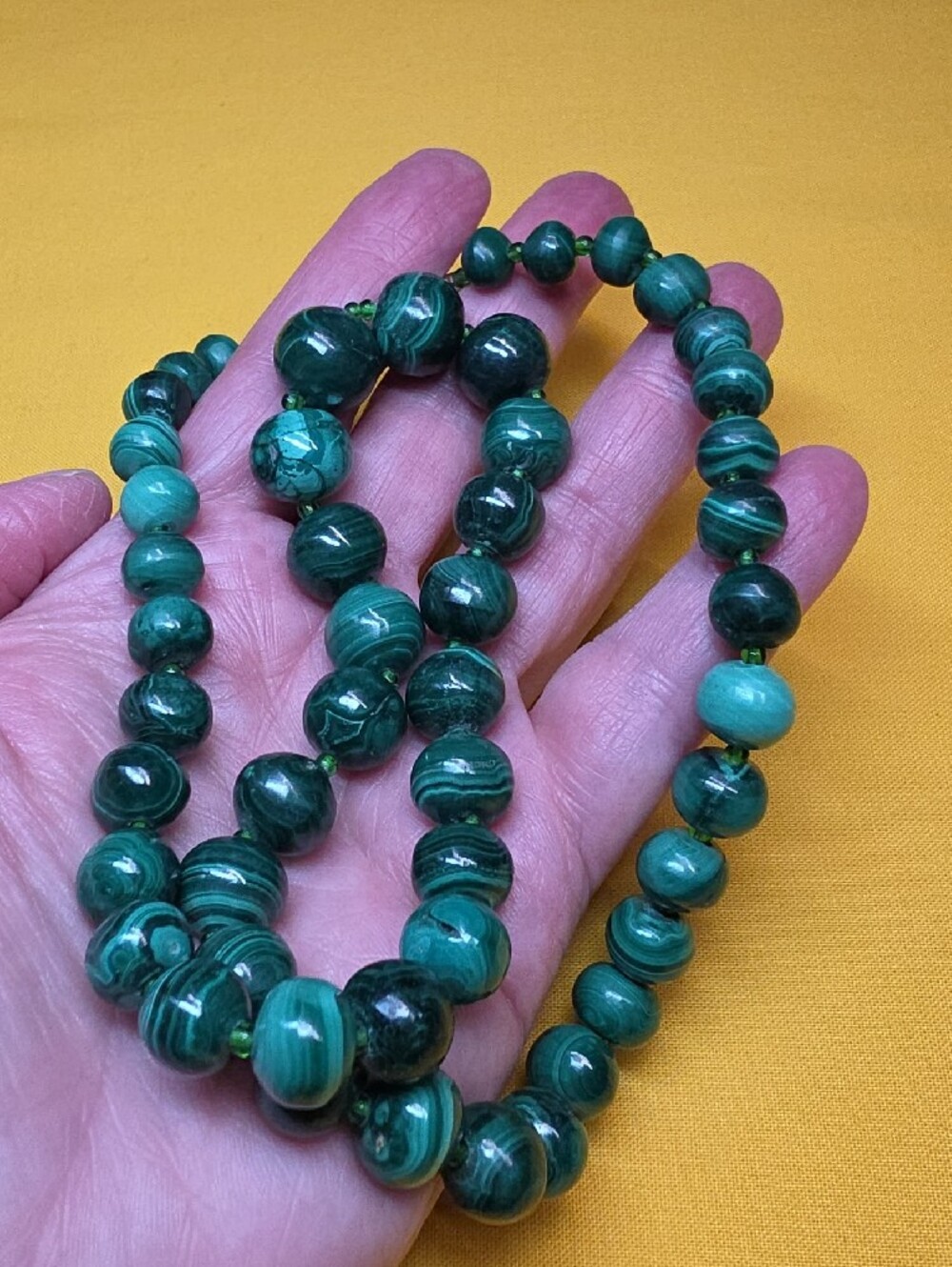 Vintage Genuine Malachite Beaded Necklace Graduated Chunky Gemstone 22"